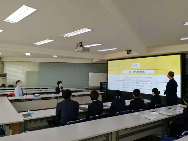 3物業(yè)公司開展2020年度總結會_副本.jpg 3物業(yè)公司開展2020年度總結會_副本.jpg