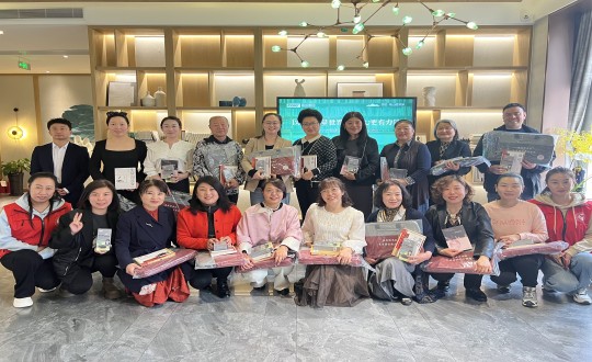 9.“以閱讀丈量世界，讓內(nèi)心更有力量”主題讀書(shū)朗誦交流活動(dòng)現(xiàn)場(chǎng)留念_副本.jpg